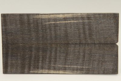 Plaquettes pour la coutellerie, Erable sycomore ondé stabilisé noir, ref:PESOs59371nr