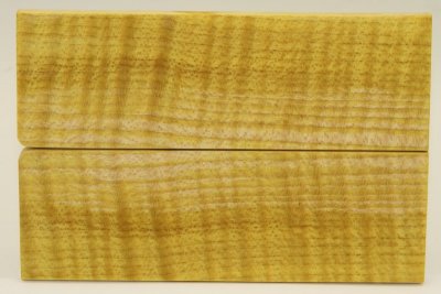 Plaquettes pour la coutellerie, Erable sycomore ondé stabilisé jaune, ref:PESOs44425j