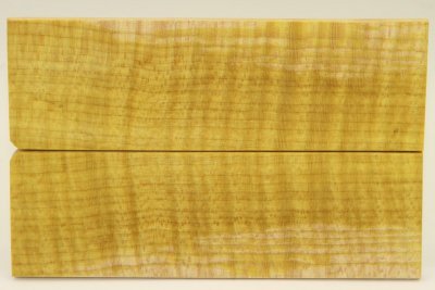 Plaquettes pour la coutellerie, Erable sycomore ondé stabilisé jaune, ref:PESOs44424j
