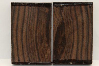 Plaquettes pour pistolet, Ebène de Macassar, ref:PPIEbMac52259