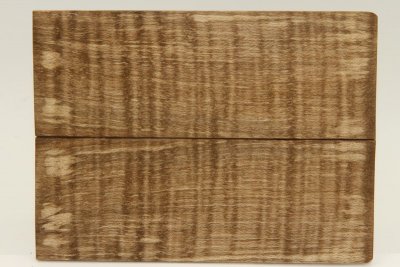 Plaquettes pour la coutellerie, Erable sycomore ondé stabilisé marron, ref:PESOs59362ma