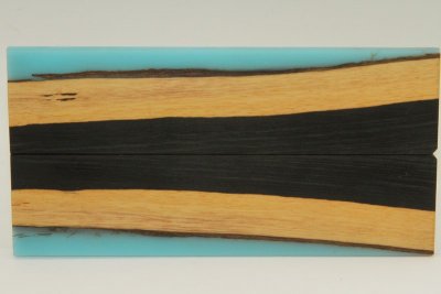 Plaquettes pour la coutellerie, Ebène du Sahel + résine bleue, ref:PREbS60770
