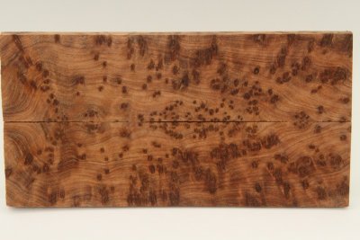 Plaquettes pour la coutellerie, Ronce de Thuya du Maroc, ref:PLpTM68124