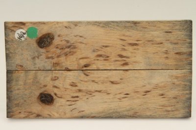 Déstockage, plaquettes, Bouleau madré stabilisé noir, ref:DPBMs68504