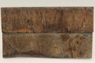 Plaquettes pour la coutellerie, corne de buffle avec croûte, ref:PCrBUF69082