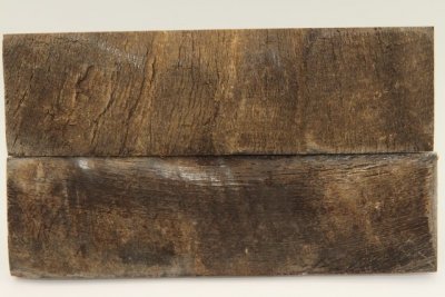 Plaquettes pour la coutellerie, corne de buffle avec croûte, ref:PCrBUF69087