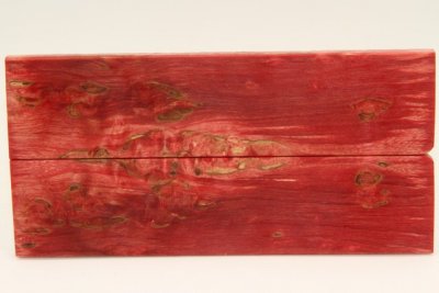 Plaquettes pour la coutellerie, Bouleau de Carélie stabilisé rouge, ref:PBMs69379r