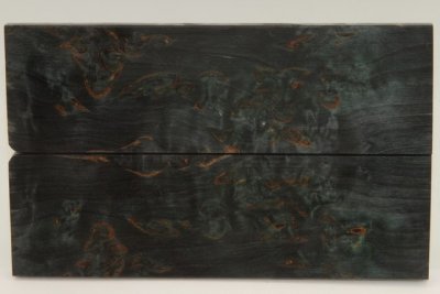 Plaquettes pour la coutellerie, Bouleau de Carélie stabilisé noir/vert, ref:PBMs69395nr