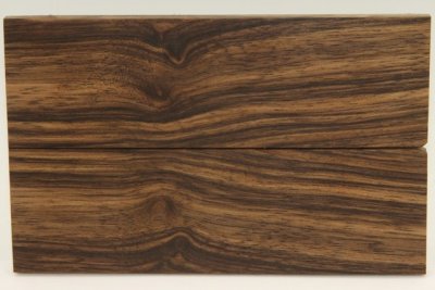 Plaquettes pour la coutellerie, Noyer, ref:PN69747