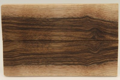 Plaquettes pour la coutellerie, Noyer, ref:PN69748