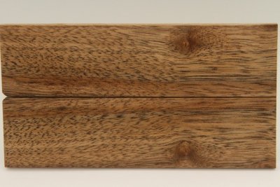 Plaquettes pour la coutellerie, Noyer, ref:PN70081