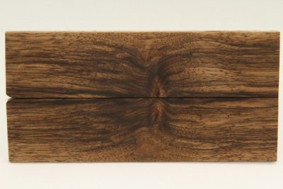 Plaquettes pour la coutellerie, Noyer, ref:PN70998