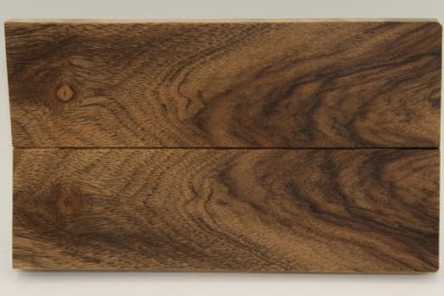 Grand format, plaquettes , Noyer, ref:GFPN71105