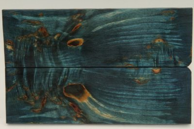 Plaquettes pour la coutellerie, Bouleau de Carélie stabilisé bleu, ref:PBMs71287b