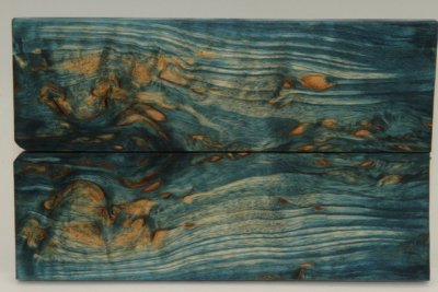 Plaquettes pour la coutellerie, Bouleau de Carélie stabilisé bleu, ref:PBMs71288b