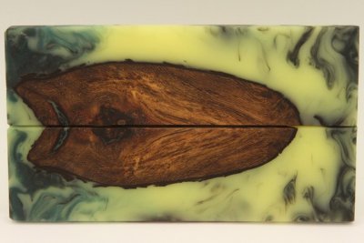 Plaquettes pour la coutellerie, Cep de Vigne + résine variée, ref:PRCV71936