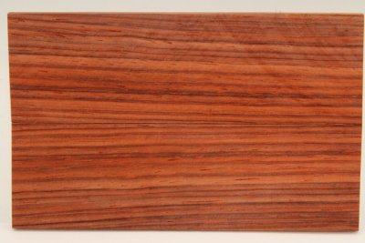 Plaquettes pour la coutellerie, Padouk, ref:PPAD71992