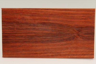 Plaquettes pour la coutellerie, Padouk, ref:PPAD71994