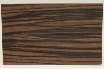 Plaquettes pour la coutellerie, Ebène de Macassar, ref:PEbMac72119