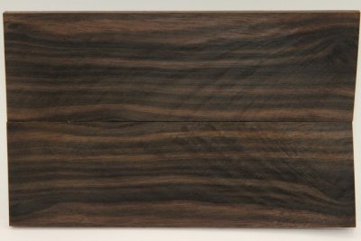 Plaquettes pour la coutellerie, Ebène de Macassar, ref:PEbMac72121