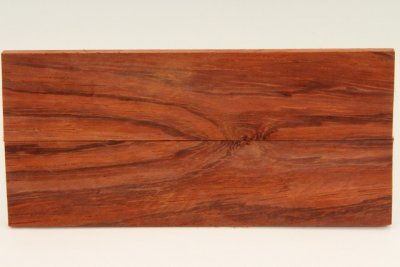 Plaquettes pour la coutellerie, Padouk, ref:PPAD72498