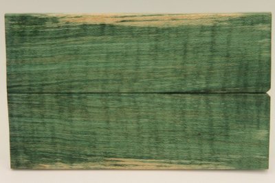 Plaquettes pour la coutellerie, Erable sycomore ond&eacute; stabilis&eacute; vert, ref:PESOs72808ve