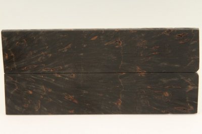 Plaquettes pour la coutellerie, Bouleau de Car&eacute;lie stabilis&eacute; noir, ref:PBMs72829nr
