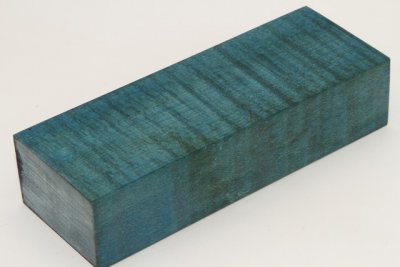 Bloc pour la coutellerie, Erable sycomore ond&eacute; stabilis&eacute; bleu, ref:BESOs73066b