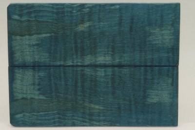 Plaquettes pour la coutellerie, Erable sycomore ond&eacute; stabilis&eacute; bleu, ref:PESOs73063b