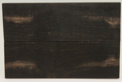 Plaquettes pour la coutellerie, Eb&egrave;ne noire ond&eacute;e atypique, ref:PEbN73115