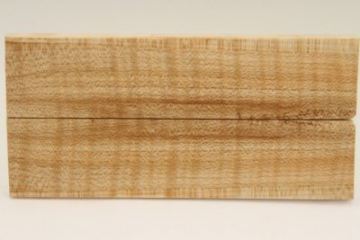 Plaquettes pour la coutellerie, Erable sycomore ond&eacute;, ref:PESO73530
