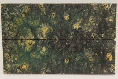 Plaquettes pour la coutellerie, Loupe d'Erable N&eacute;gundo stabilis&eacute; noir/vert, ref:PLpErs73860nr