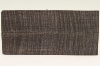 Plaquettes pour la coutellerie, Erable sycomore ond&eacute; stabilis&eacute; noir, ref:PESOs73878nr