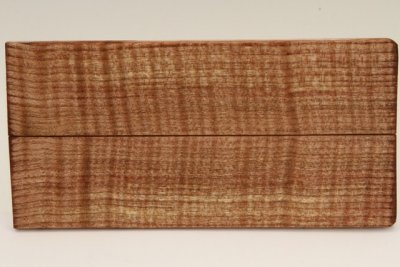 Plaquettes pour la coutellerie, Erable sycomore ond&eacute; stabilis&eacute; marron, ref:PESOs73952ma