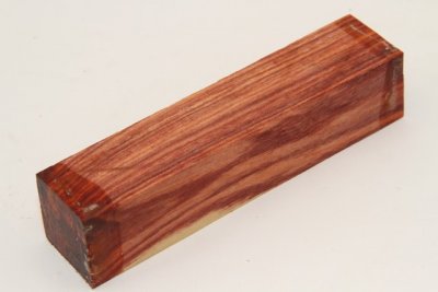 Carrelet &agrave; stylo, Bois de rose (D.variabilis DREAL pr&eacute;-conv 20/01/17), ref:SBR74035