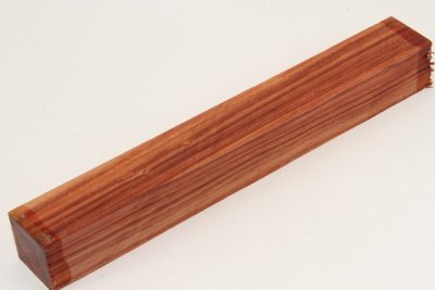 Carrelet &agrave; stylo, Bois de rose (D.variabilis DREAL pr&eacute;-conv 20/01/17), ref:SBR74041