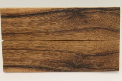 Plaquettes pour la coutellerie, Noyer, ref:PN74034