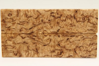 Plaquettes pour la coutellerie, Bouleau de Car&eacute;lie stabilis&eacute; naturel, ref:PBMs74128na