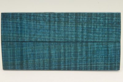 Plaquettes pour la coutellerie, Erable sycomore ond&eacute; stabilis&eacute; bleu, ref:PESOs74132b