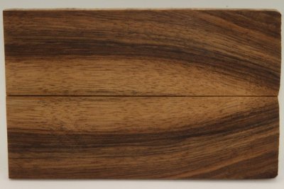 Plaquettes pour la coutellerie, Noyer, ref:PN74453