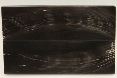 Plaquettes pour la coutellerie, corne de buffle, ref:PBUF74478