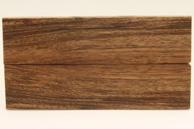 Plaquettes pour la coutellerie, Noyer, ref:PN74637