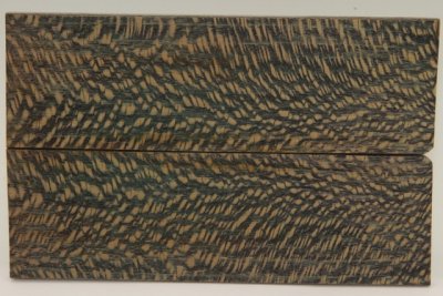 Plaquettes pour la coutellerie, Platane stabilis&eacute; noir/vert, ref:PPLs74730nr