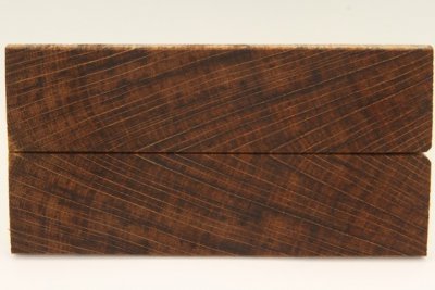 Plaquettes pour la coutellerie, Ch&ecirc;ne stabilis&eacute;, ref:PCHs74751