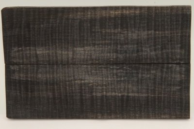 Plaquettes pour la coutellerie, Erable sycomore ond&eacute; stabilis&eacute; noir, ref:PESOs75442nr