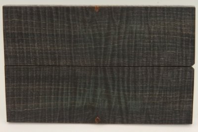 Plaquettes pour la coutellerie, Erable sycomore ond&eacute; stabilis&eacute; noir/vert, ref:PESOs75446nr