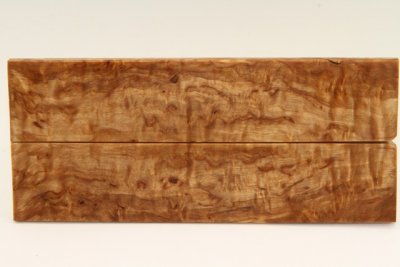 Plaquettes pour la coutellerie, Bouleau de Car&eacute;lie stabilis&eacute; naturel, ref:PBMs75608na