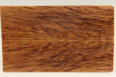 Plaquettes pour la coutellerie, Bouleau de Car&eacute;lie stabilis&eacute; naturel, ref:PBMs75612na