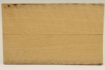 Plaquettes pour la coutellerie, Eb&egrave;ne blanc ond&eacute; du Laos, ref:PEbBlc75924