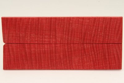 Plaquettes pour la coutellerie, Erable sycomore stabilis&eacute; rouge, ref:PESOs76023r